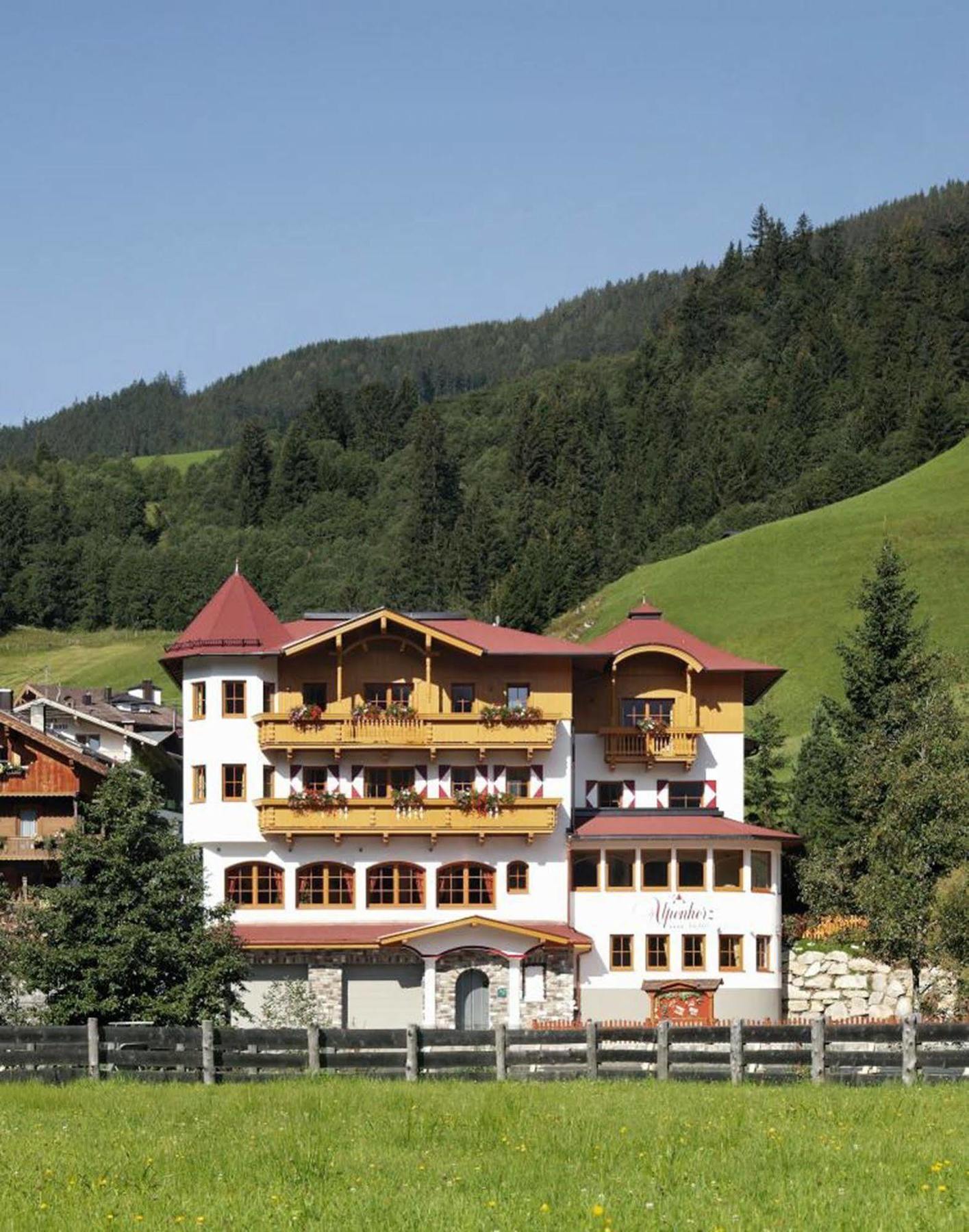 Alpenherz Hotel Garni Gerlos Bagian luar foto